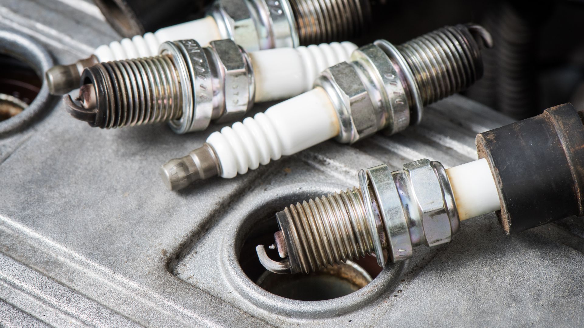 will bad spark plugs cause car not to start